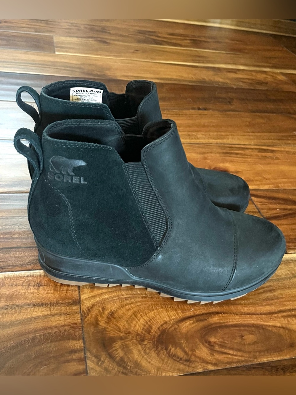 Sorel Black Women's Evie Pull-On Suede Bootie